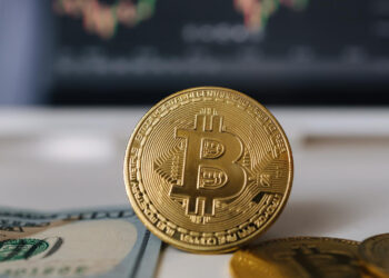 Crypto expert expresses concern over BTC's exhaustion