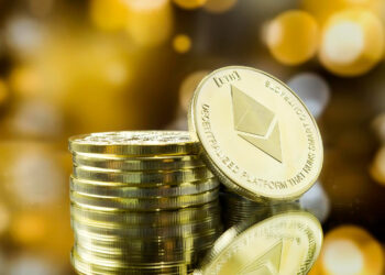 ETH whales show mixed trends, says Santiment data