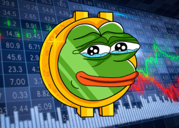 PEPE tests bearish flag's lower trendline, breakout potential?