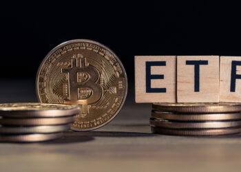 Grayscale Retains Over 490K Bitcoins as Sell-Off Slows Down